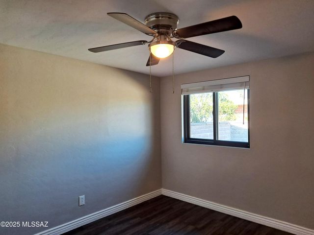 8856 E Calle Playa, Tucson, AZ 85715