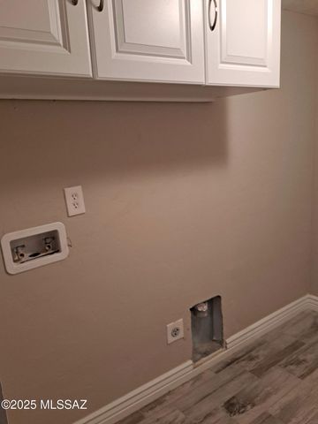 8856 E Calle Playa, Tucson, AZ 85715