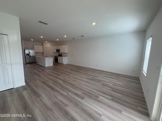 3978 MID CENTURY Street, Jacksonville, FL 32217