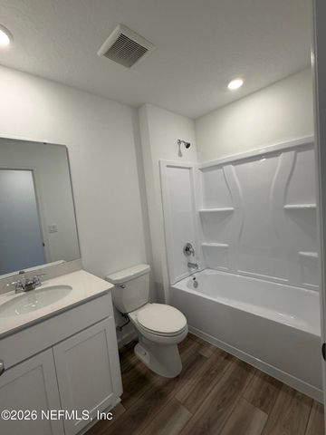 3978 MID CENTURY Street, Jacksonville, FL 32217