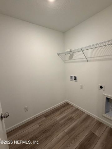 3978 MID CENTURY Street, Jacksonville, FL 32217