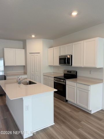 3978 MID CENTURY Street, Jacksonville, FL 32217