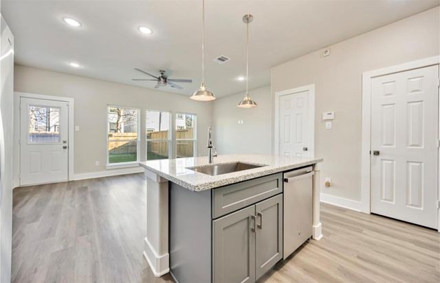 415 Gans Street A-B, Houston, TX 77029