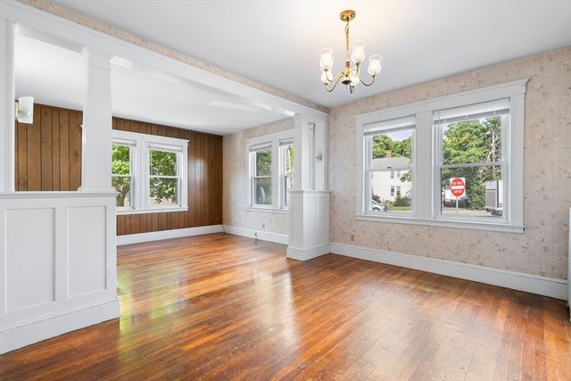 85 Whiton Ave, Quincy, MA 02169