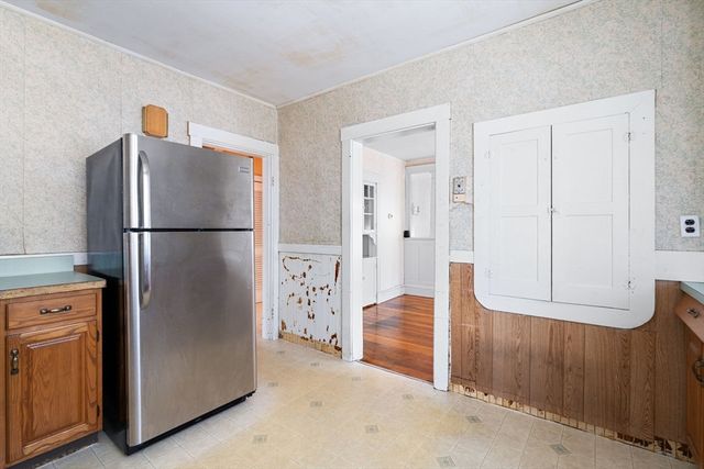 85 Whiton Ave, Quincy, MA 02169
