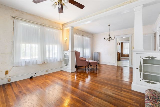 85 Whiton Ave, Quincy, MA 02169