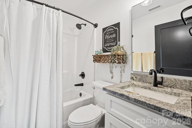 559 Blacksmith Run Drive, Hendersonville, NC 28792