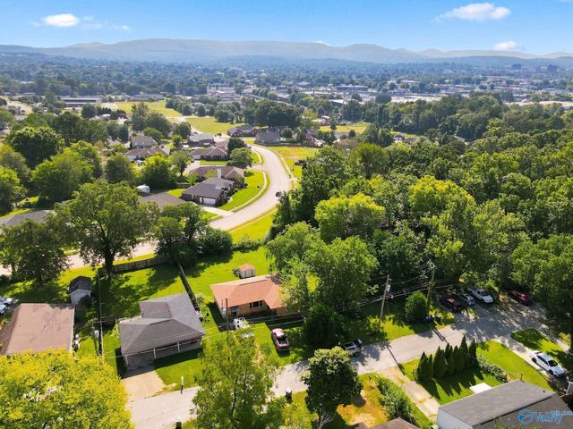 2509 Hill Street NW, Huntsville, AL 35810