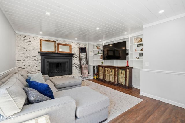 901 Beechwood Drive, Kingsport, TN 37663
