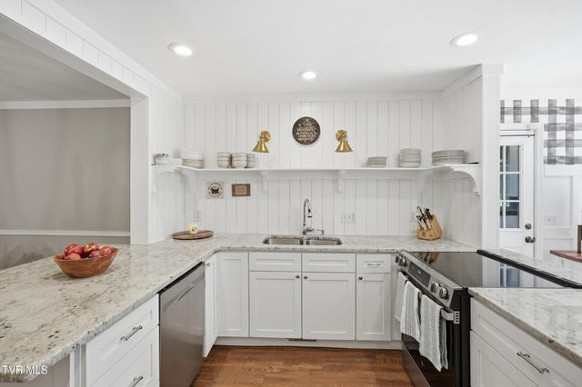 901 Beechwood Drive, Kingsport, TN 37663