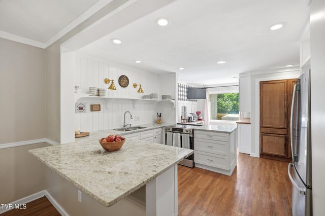 901 Beechwood Drive, Kingsport, TN 37663