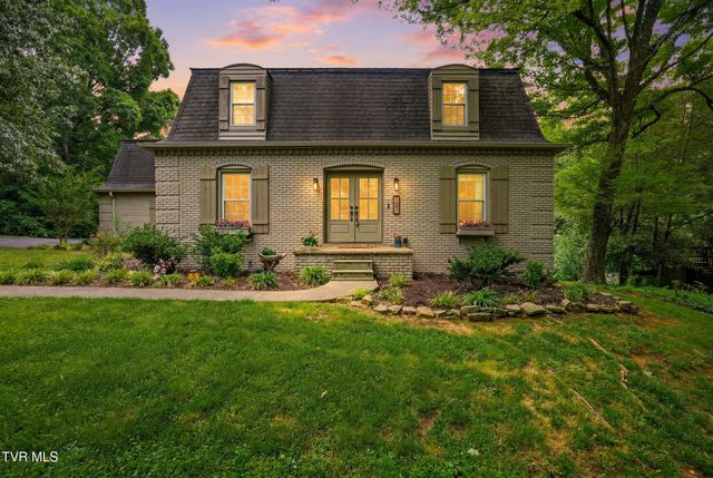 901 Beechwood Drive, Kingsport, TN 37663