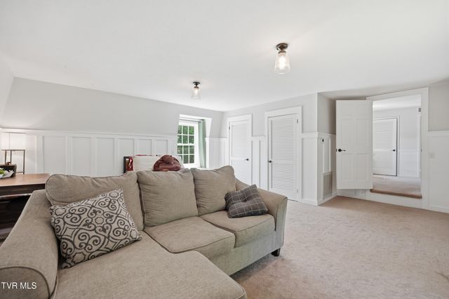 901 Beechwood Drive, Kingsport, TN 37663
