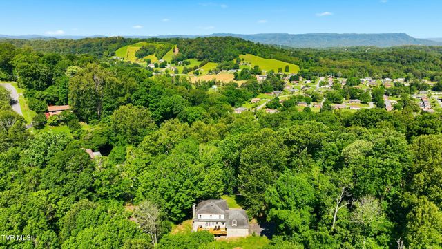 901 Beechwood Drive, Kingsport, TN 37663