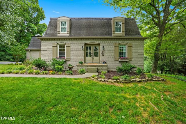 901 Beechwood Drive, Kingsport, TN 37663