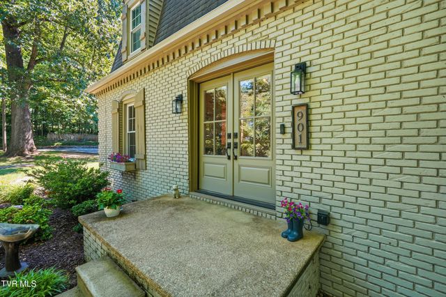 901 Beechwood Drive, Kingsport, TN 37663