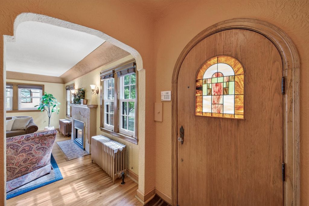 3028 E Minnehaha Parkway, Minneapolis, MN 55406 — photo 4