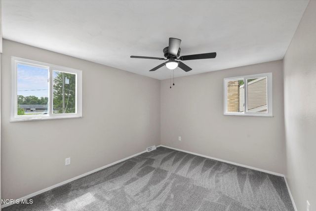 277 Shoreham Lane, Toledo, OH 43612