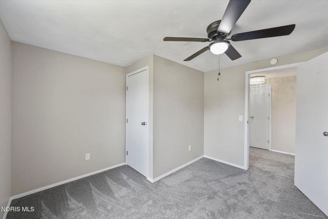 277 Shoreham Lane, Toledo, OH 43612