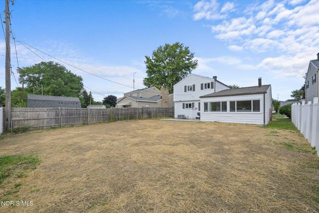 277 Shoreham Lane, Toledo, OH 43612