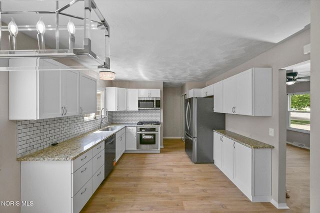 277 Shoreham Lane, Toledo, OH 43612