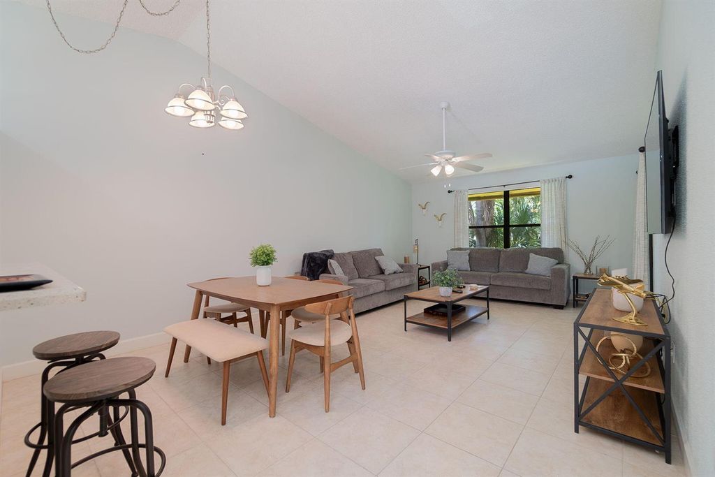 13095 Belhaven Court 11, Wellington, FL 33414
