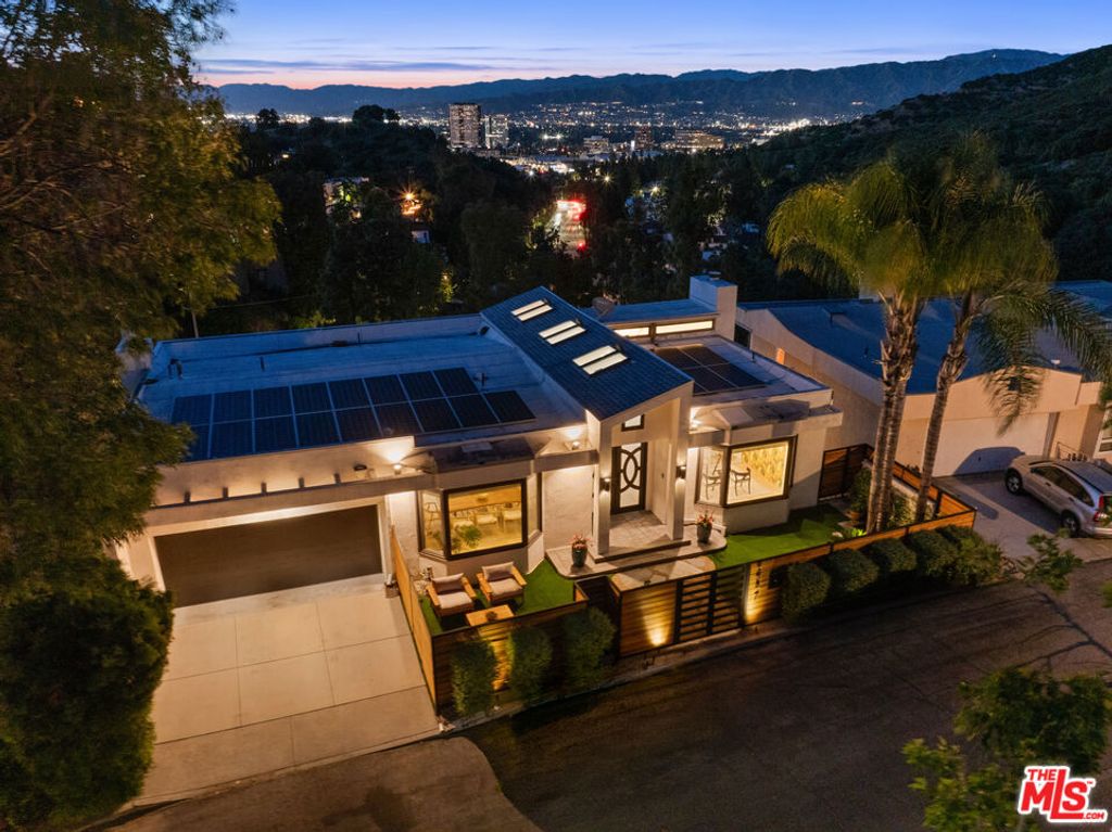 3457 Primera Avenue, Los Angeles, CA 90068 — photo 2