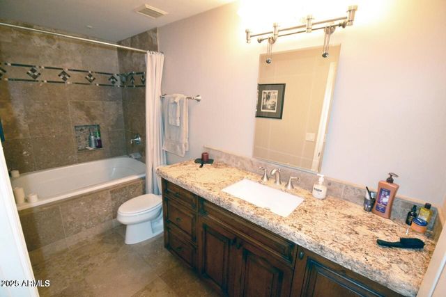 5345 E VAN BUREN Street 115, Phoenix, AZ 85008