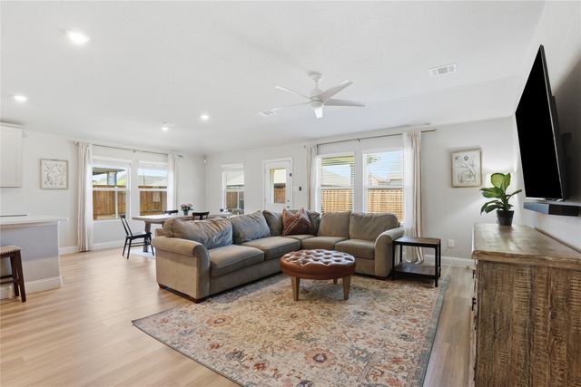 10624 Copeland Lane, Fort Worth, TX 76126