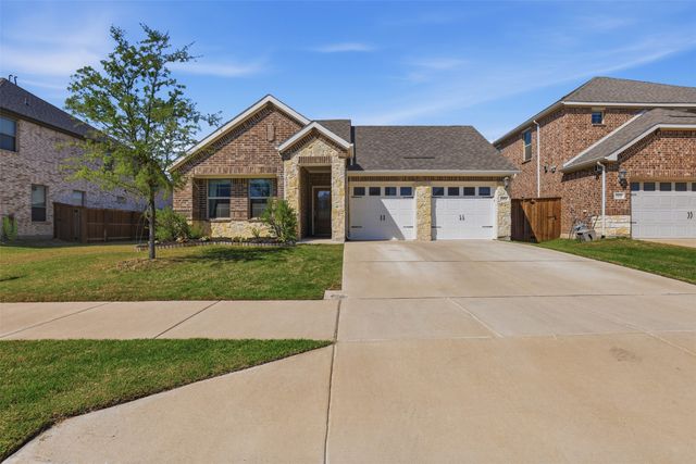 10624 Copeland Lane, Fort Worth, TX 76126