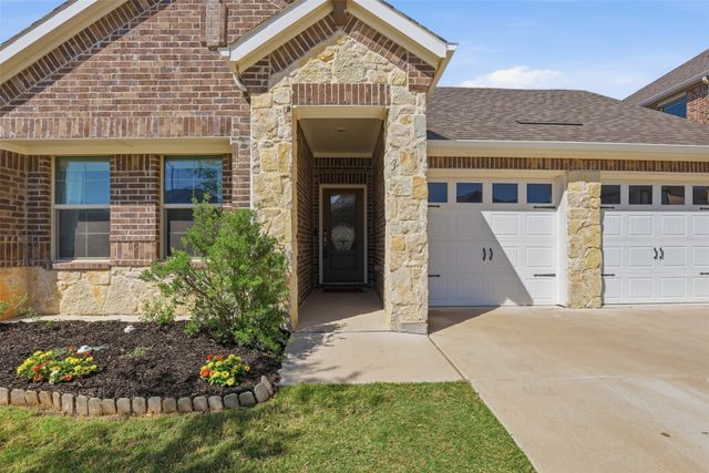 10624 Copeland Lane, Fort Worth, TX 76126