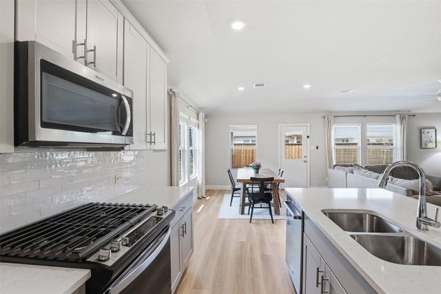 10624 Copeland Lane, Fort Worth, TX 76126