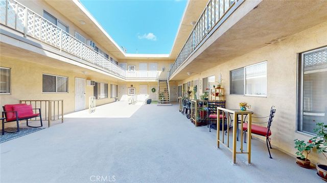 7549 Lexington Avenue 19, West Hollywood, CA 90046