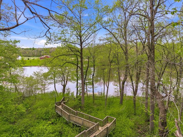4561 River Pointe Boulevard, Buchanan Twp, MI 49120