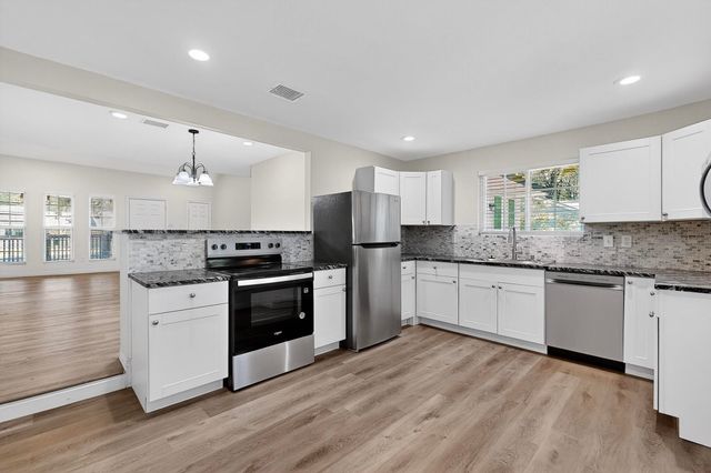 1345 Tawakoni Drive, West Tawakoni, TX 75474