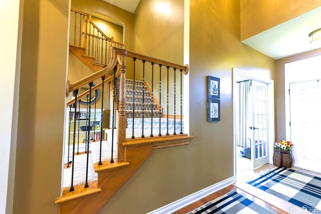 327 Pebble Beach Drive, Monroe, MI 48162