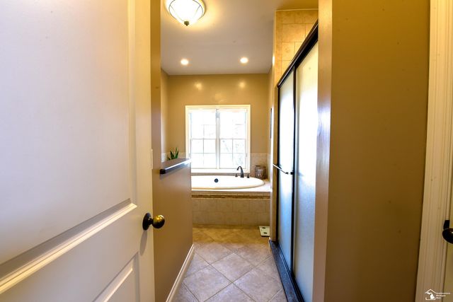 327 Pebble Beach Drive, Monroe, MI 48162