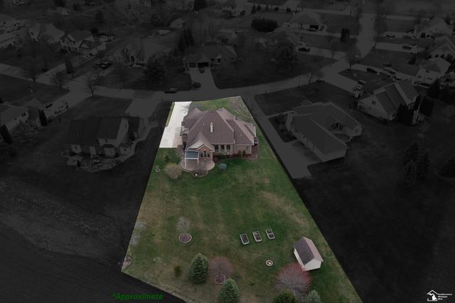 327 Pebble Beach Drive, Monroe, MI 48162