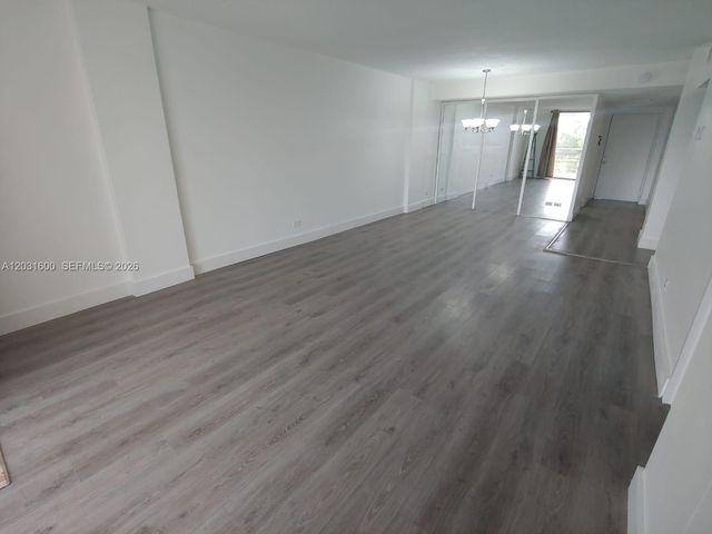 3660 NE 166th St 511, North Miami Beach, FL 33160
