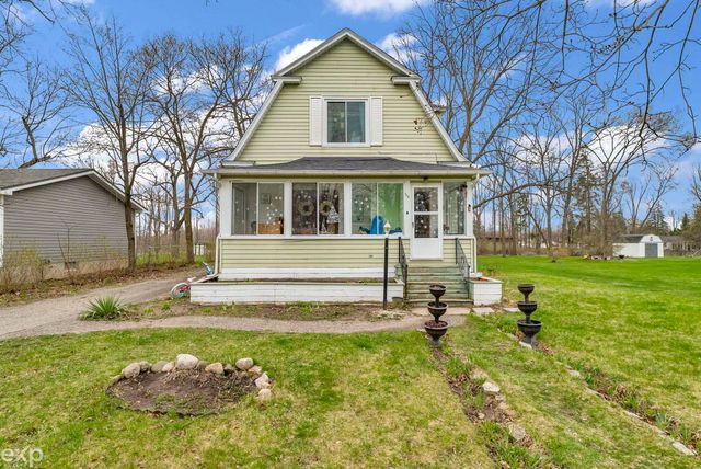 128 S court Street, Standish, MI 48658