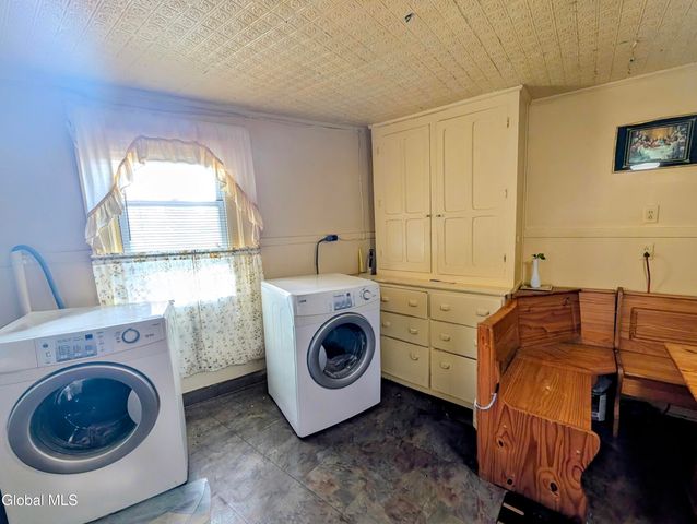 21 Morris Street, Cohoes, NY 12047
