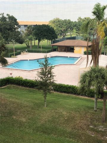 13455 SW 16th Court, Pembroke Pines, FL 33027