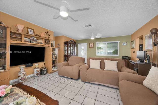 8711 SW 191st St, Cutler Bay, FL 33157