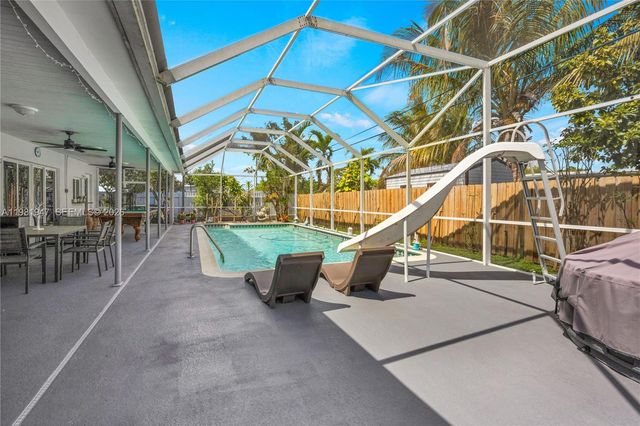 8711 SW 191st St, Cutler Bay, FL 33157