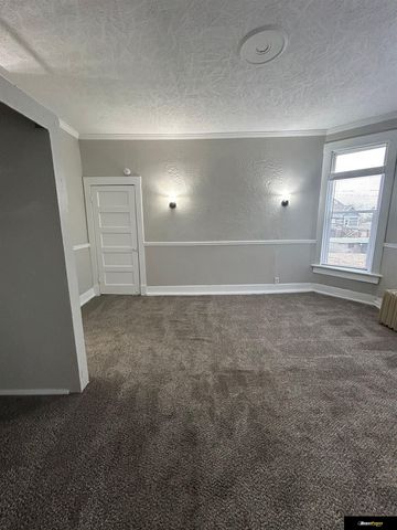 1113 Park Avenue, Omaha, NE 68105