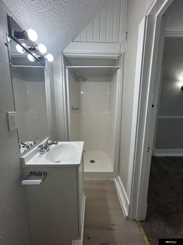 1113 Park Avenue, Omaha, NE 68105