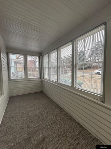 1113 Park Avenue, Omaha, NE 68105