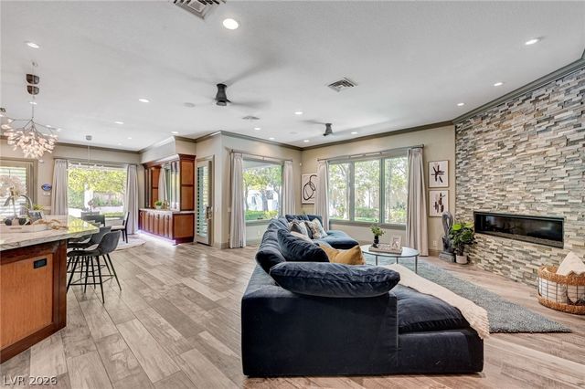 9504 Balatta Canyon Court, Las Vegas, NV 89144