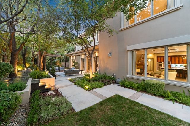 9504 Balatta Canyon Court, Las Vegas, NV 89144