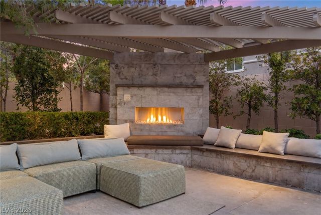 9504 Balatta Canyon Court, Las Vegas, NV 89144